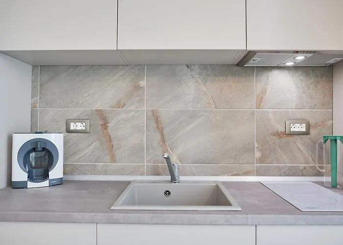 Sunny Side In Complexul Alezzi