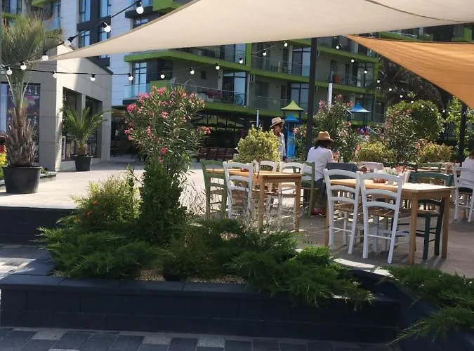 Sunny Side In Complexul Alezzi *