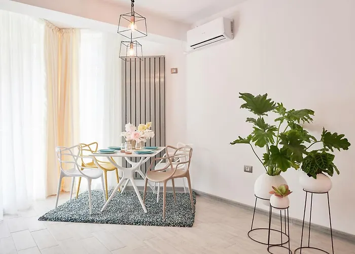 Sunny Side In Complexul Alezzi شقة *