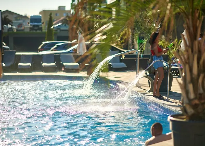 Sunny Side In Complexul Alezzi