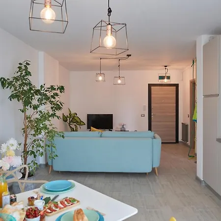 Sunny Side In Complexul Alezzi