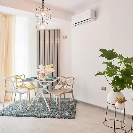 Sunny Side In Complexul Alezzi Apartament *