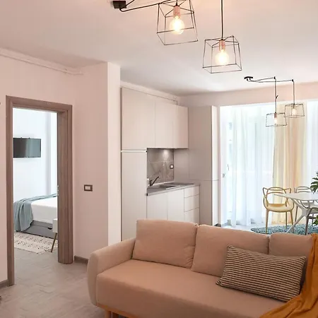 Sunny Side In Complexul Alezzi Appartement Năvodari