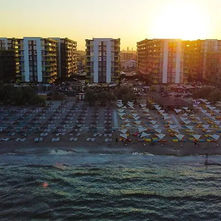 Sunny Side In Complexul Alezzi