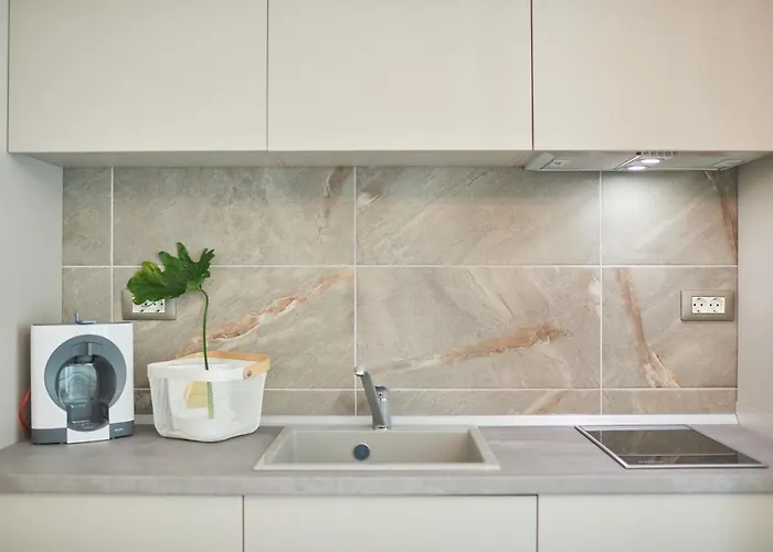 Sunny Side In Complexul Alezzi Apartman *